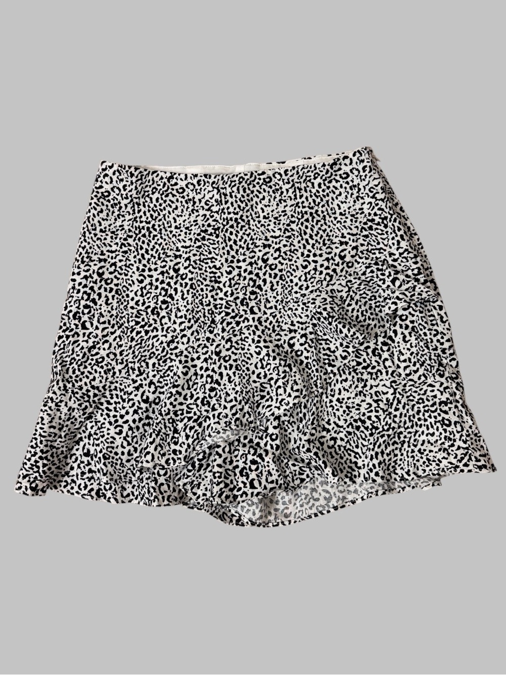 Express Leopard Print Ruffled Mini Skirt